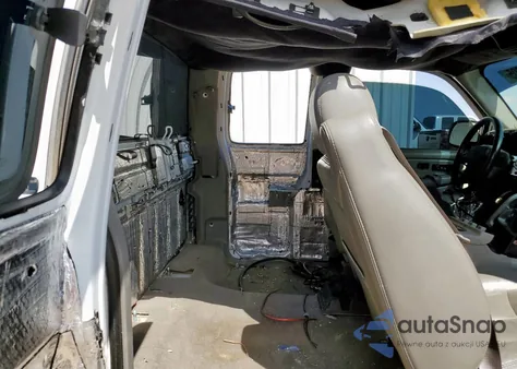 2006 Chevrolet Silverado C1500 z USA, uszkodzony, nr VIN 2GCEC19T161122198